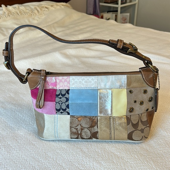 COACH patchwork purse - Picture 7 of 8
